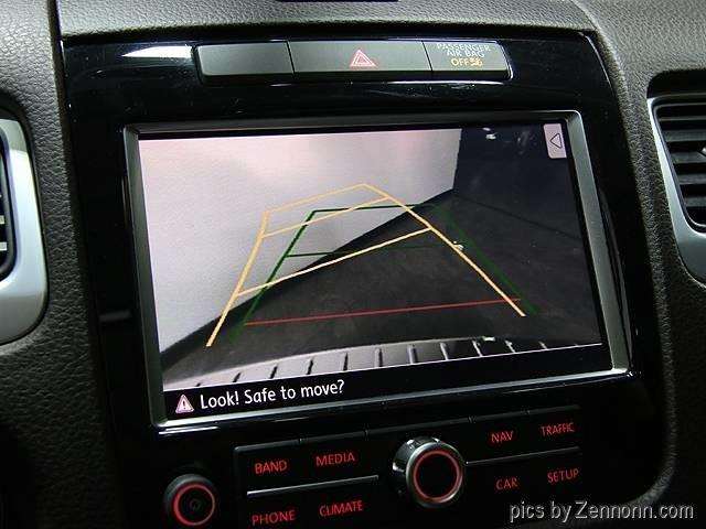 Volkswagen Touareg 2014 photo 16